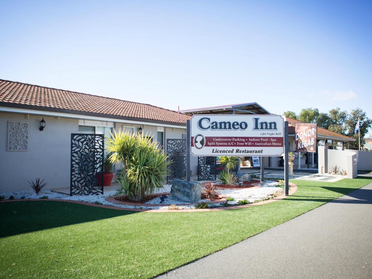 Cameo Inn Motel Уест Уайлонг Екстериор снимка